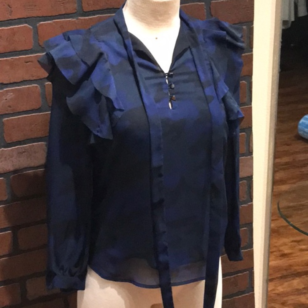 NWOT Banana Republic Blouse